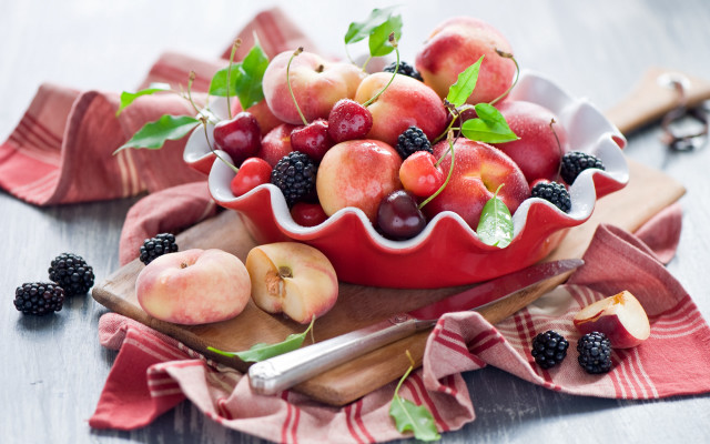Bowl fruit table knife cloth free wallpaper for desktop - medium preview image