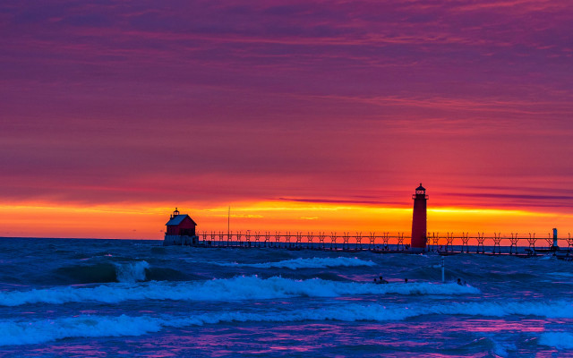 Lighthouse sunset waves redsky beach free wallpaper for desktop - medium preview image