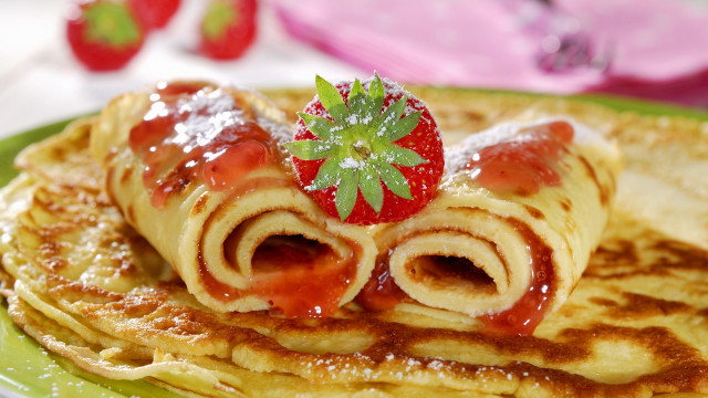 Pancakes strawberry food photorealism blurry free wallpaper for desktop - medium preview image