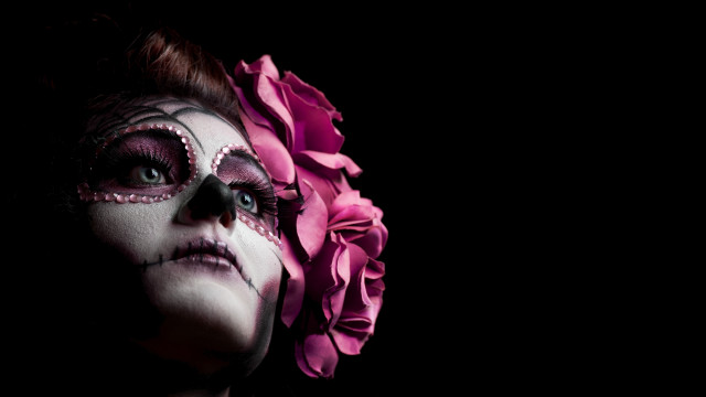 Gothic makeup flower facepaint blackbackground free wallpaper for desktop - medium preview image
