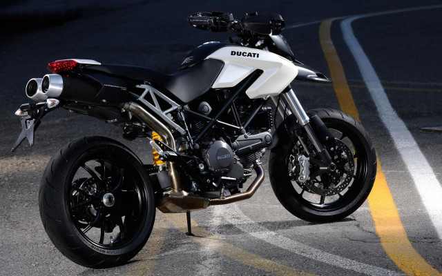 Motorcycle digital rendering black white free wallpaper for desktop - medium preview image