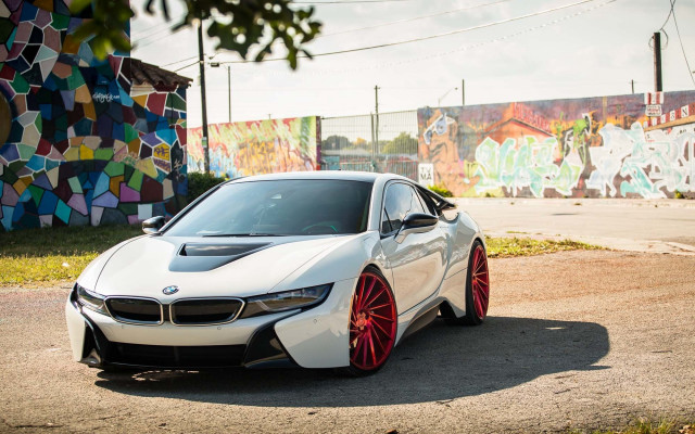 White car graffiti wall tree free wallpaper for desktop - medium preview image