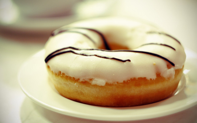 White plate frosted donut coffee free wallpaper for desktop - medium preview image
