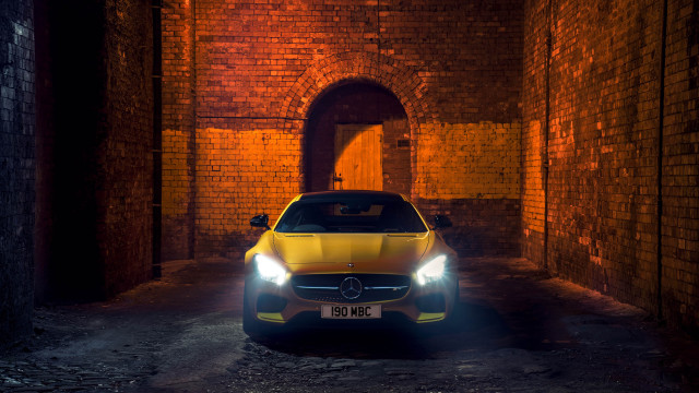 Yellow car tunnel brick wall free wallpaper for desktop - medium preview image