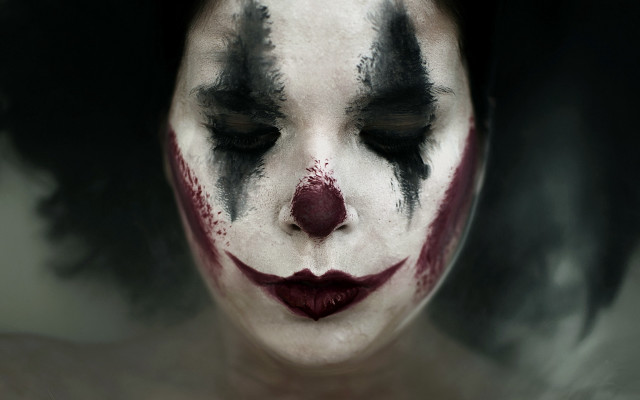 Creepy clown black hair red free wallpaper for desktop - medium preview image