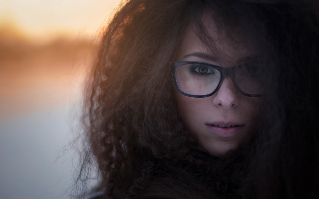 Woman glasses portrait outdoors baretree free wallpaper for desktop - medium preview image