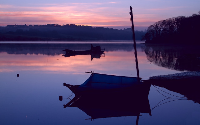 Pink sky boat reflection dawn free wallpaper for desktop - medium preview image