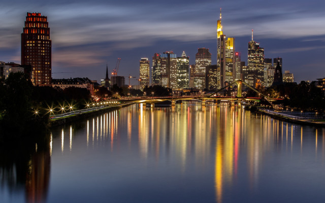 City skyline reflection night bridge free wallpaper for desktop - medium preview image