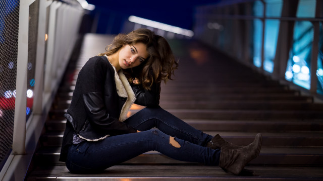 Woman sitting night portrait blonde free wallpaper for desktop - medium preview image