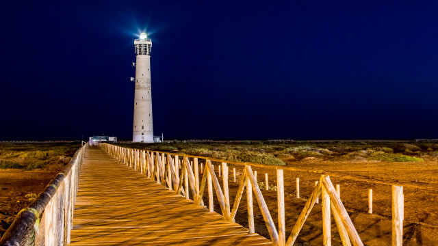 Lighthouse bridge desert sunset tiltshift free wallpaper for desktop - medium preview image