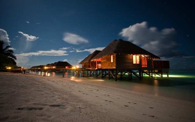 Beach hut pier night moon free wallpaper for desktop - medium preview image