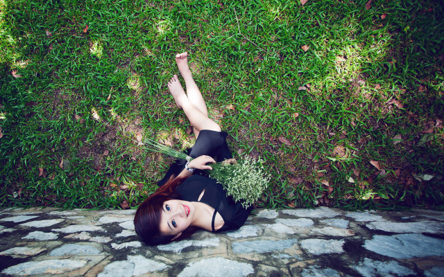 Woman plant knife grassy outdoors free wallpaper for desktop - medium preview image