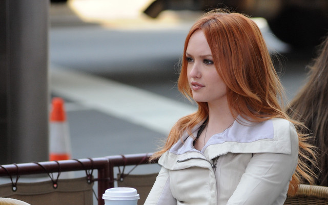 Red haired woman coffee bench free wallpaper for desktop - medium preview image