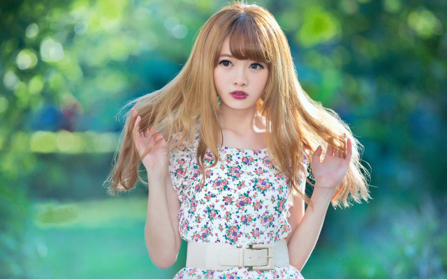 Woman forest white dress floral free wallpaper for desktop - medium preview image