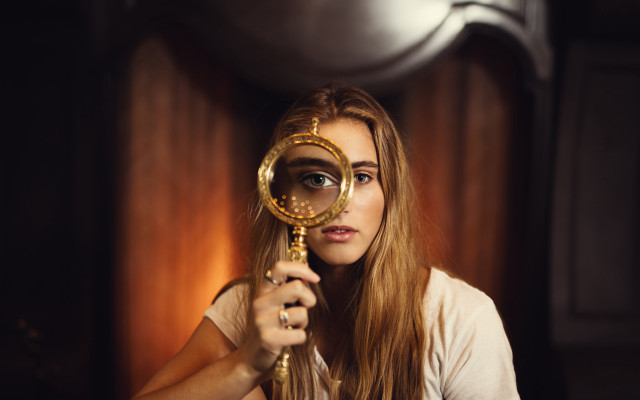 Woman magnifyingglass blondeblueeyes woodenbackground portrait free wallpaper for desktop - medium preview image