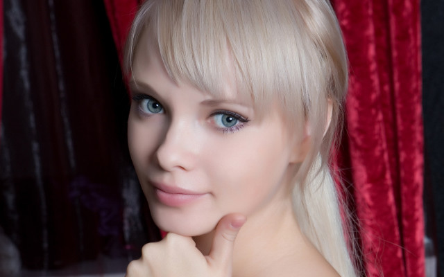 Elina karimova blonde blue eyes #7 free wallpaper for desktop - medium preview image