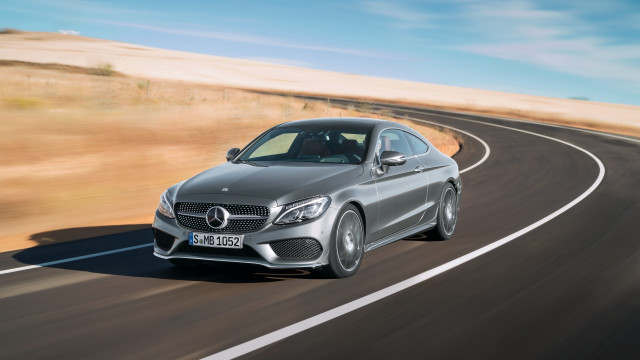 Silver mercedes beach digital rendering free wallpaper for desktop - medium preview image