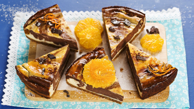 Plate desserts orange slices blue free wallpaper for desktop - medium preview image