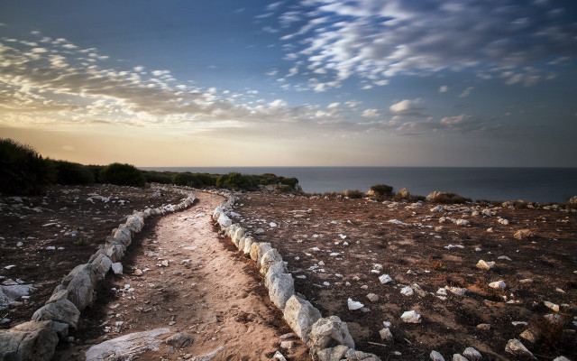 Rocky beach ocean cloudy sky free wallpaper for desktop - medium preview image