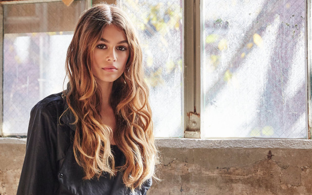 Woman longhair window black shirt free wallpaper for desktop - medium preview image