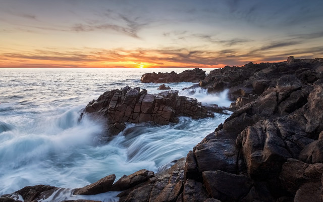 Rocky shore waves sunset clouds free wallpaper for desktop - medium preview image