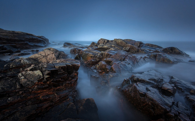Rocky beach moonlit landscape night free wallpaper for desktop - medium preview image
