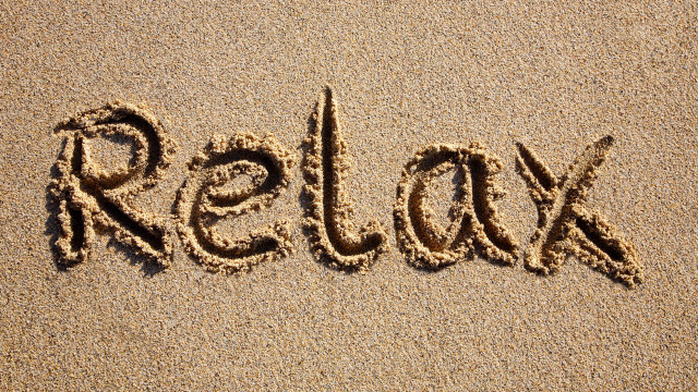 Relax beach sand wave japanese free wallpaper for desktop - medium preview image