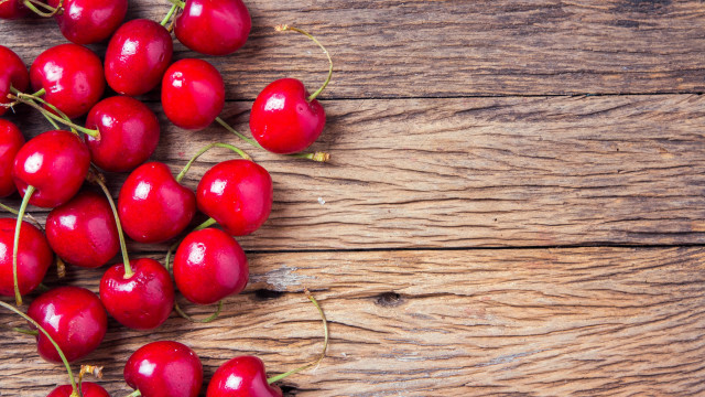 Cherry wooden table background puzzle free wallpaper for desktop - medium preview image
