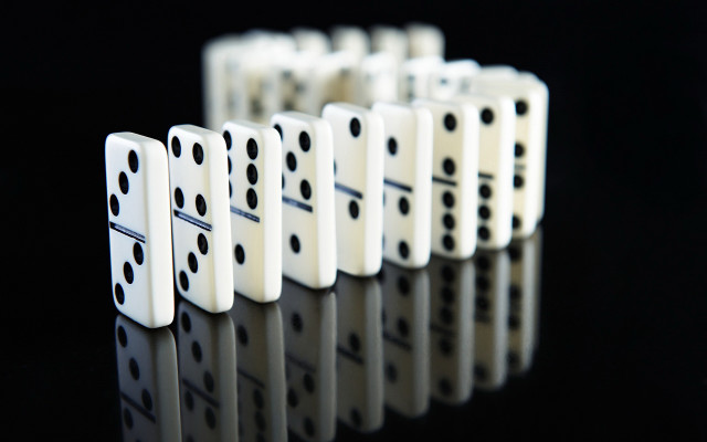 Dominoes black surface reflection precisionism free wallpaper for desktop - medium preview image