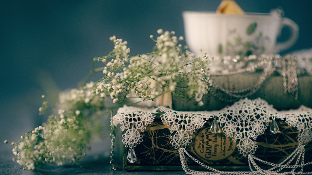 Table cup vase flowers lace free wallpaper for desktop - medium preview image