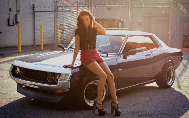 Woman car park fence fashion free wallpaper for desktop - medium preview image