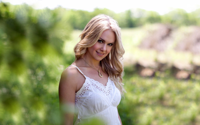 Woman white dress field smile free wallpaper for desktop - medium preview image