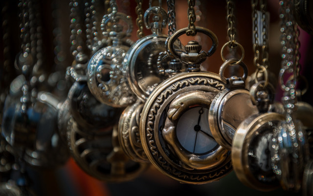 Clock chains gears tentacles photorealistic free wallpaper for desktop - medium preview image