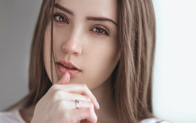 Hush gesture woman ring white free wallpaper for desktop - medium preview image