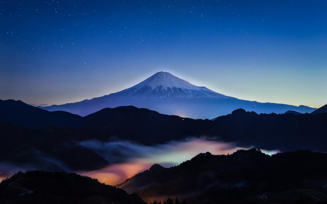 Mountain night sky clouds stars free wallpaper for desktop - medium preview image