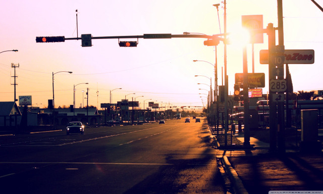 Street traffic light cars sunset #2 free wallpaper for desktop - medium preview image