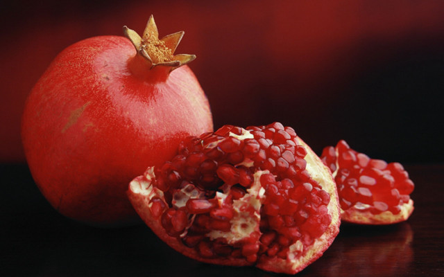 Pomegranate cutout table top red free wallpaper for desktop - medium preview image