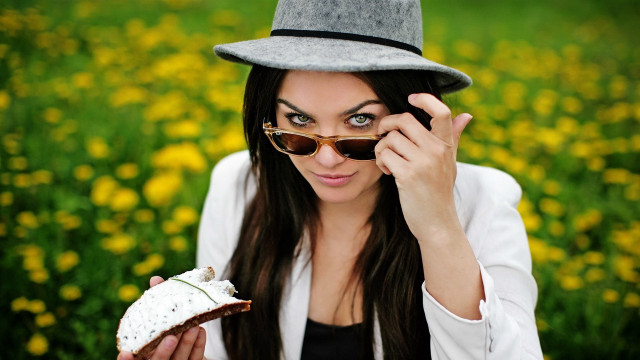 Woman hat sunglasses cake outdoors free wallpaper for desktop - medium preview image