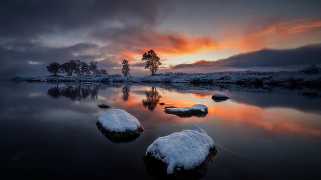 Lake snow rocks tree sunset free wallpaper for desktop - medium preview image