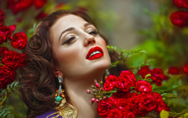 Woman redlipstick flower roses fashion free wallpaper for desktop - medium preview image