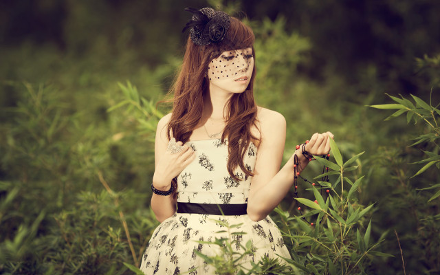 Woman mask flower bush jungle free wallpaper for desktop - medium preview image
