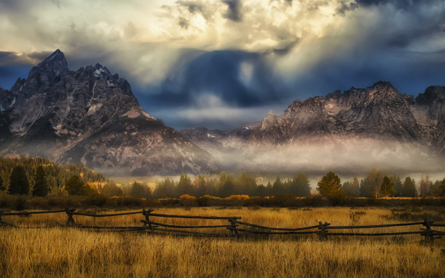 Fence field mountains clouds sunset free wallpaper for desktop - medium preview image