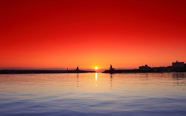 Sunset water city red sky free wallpaper for desktop - medium preview image