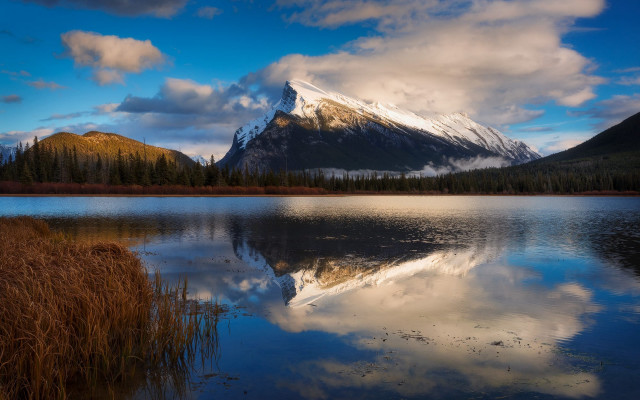 Mountain lake reflection sky clouds free wallpaper for desktop - medium preview image
