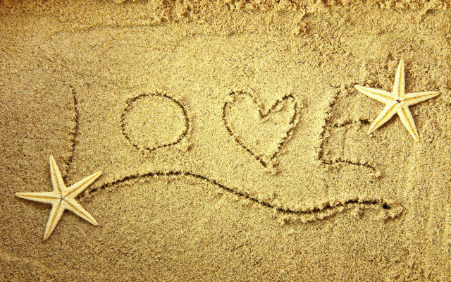 Starfish love sand american romanticism free wallpaper for desktop - medium preview image