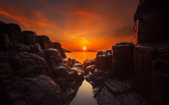 Sunset mountains rocks boat cloudy free wallpaper for desktop - medium preview image