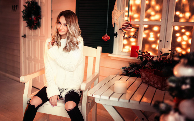 Christmas woman bench festive blurry free wallpaper for desktop - medium preview image