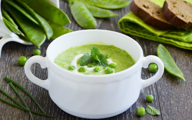 Pea soup bowl spoon bread #2 free wallpaper for desktop - medium preview image