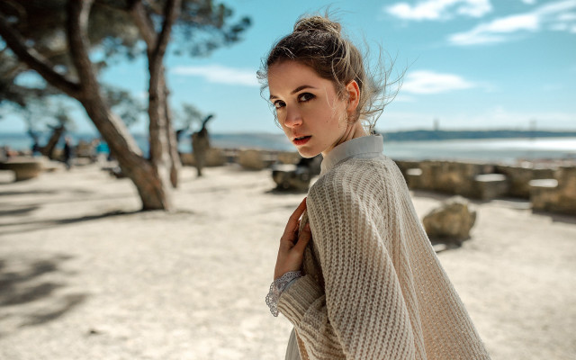 Woman beach tree water bridge free wallpaper for desktop - medium preview image