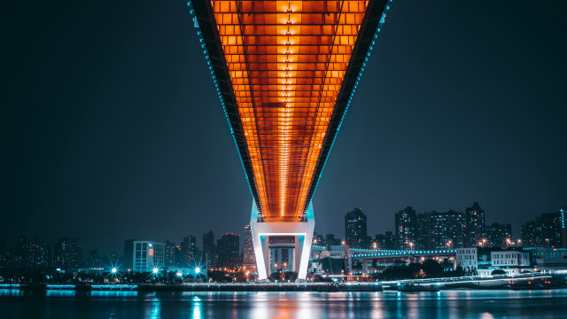 Tall building cyberpunk bridge cityscape free wallpaper for desktop - medium preview image